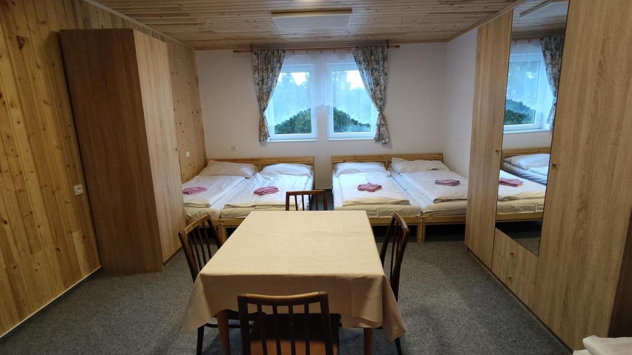 Penzion Na Sluníčku Mariánská Exterior foto
